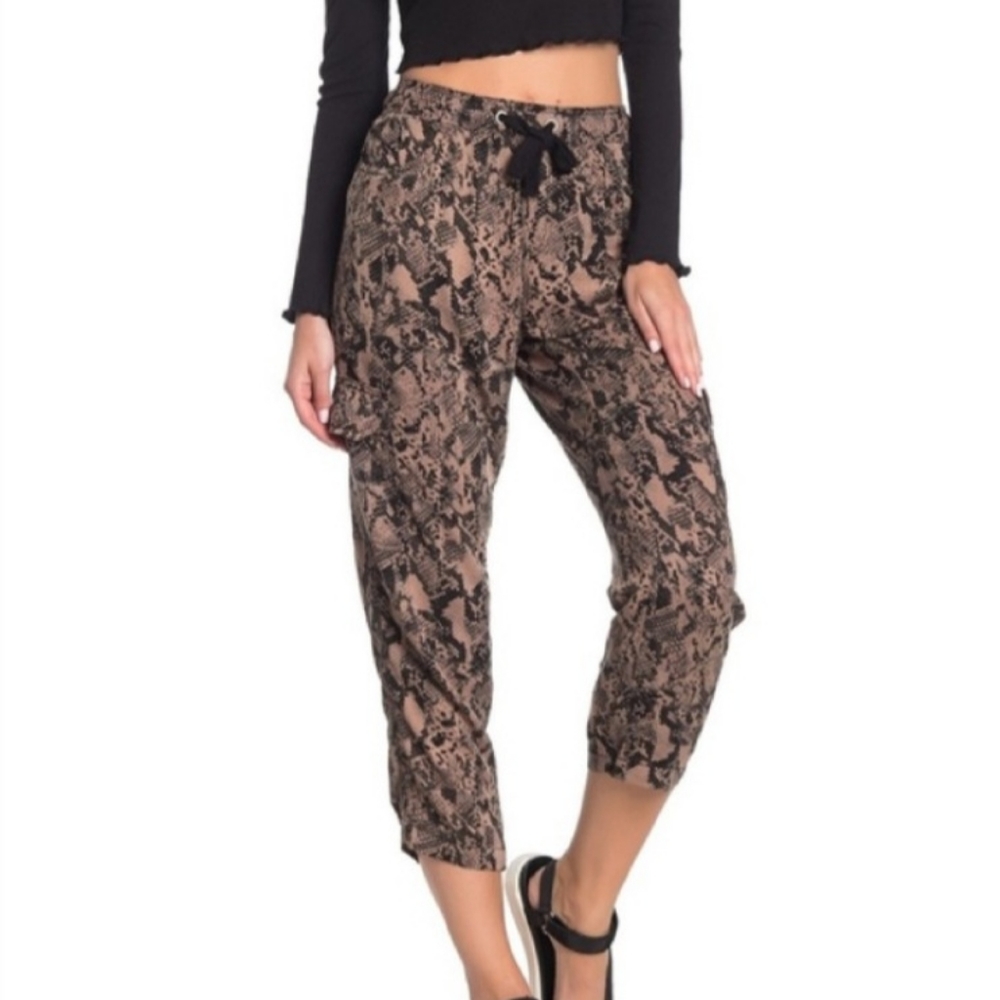 SANCTUARY Snake Print Cargo Pants, Size L